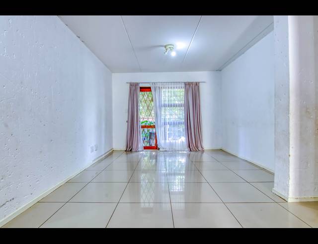 3 BEDROOM APARTMENT BLOCK TO LET IN FERNDALE